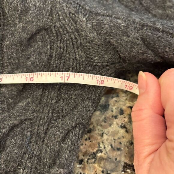 Vince Women’s Wool Blend Twisted Cable Crewneck Sweater Size Small - Picture 7 of 8